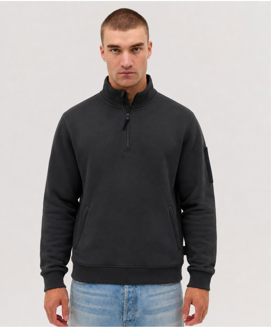 APEX Fleece  1/4  Zip – Hoodies – available in black colour
