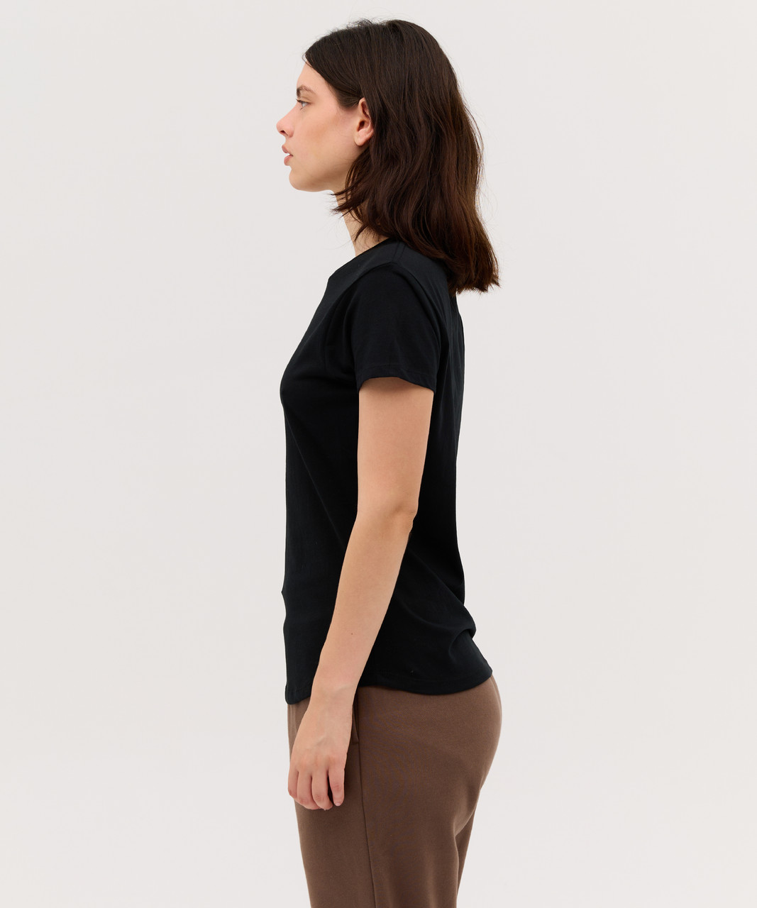 YARD - Women's Surf/Essential  Tee – T Shirts – available in black, blue, brown, green colours and 6 more