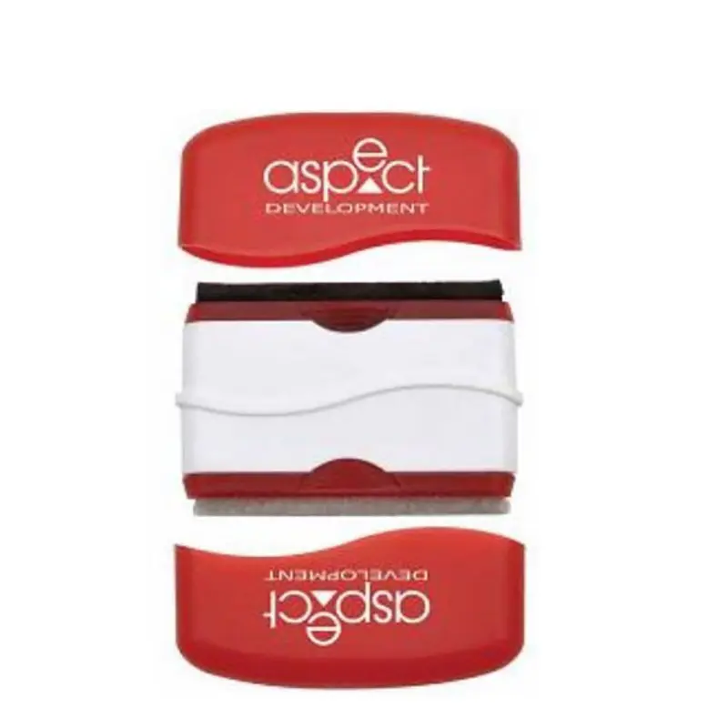 Computer Brush – Cleaning Cloths – available in red colour