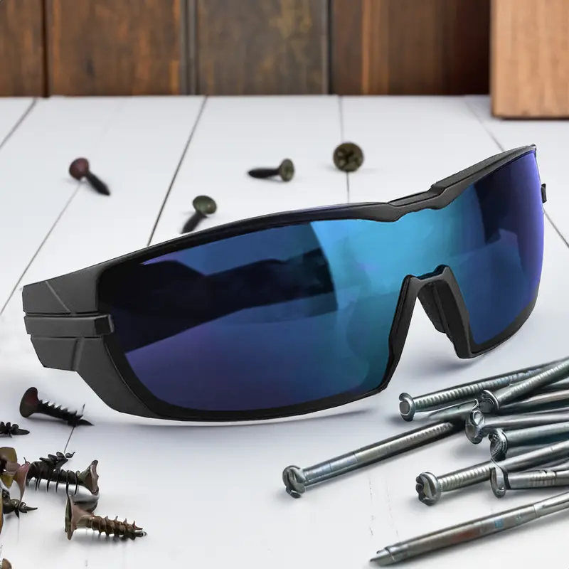 Twist Sunglasses – Sunglasses – available in black colour