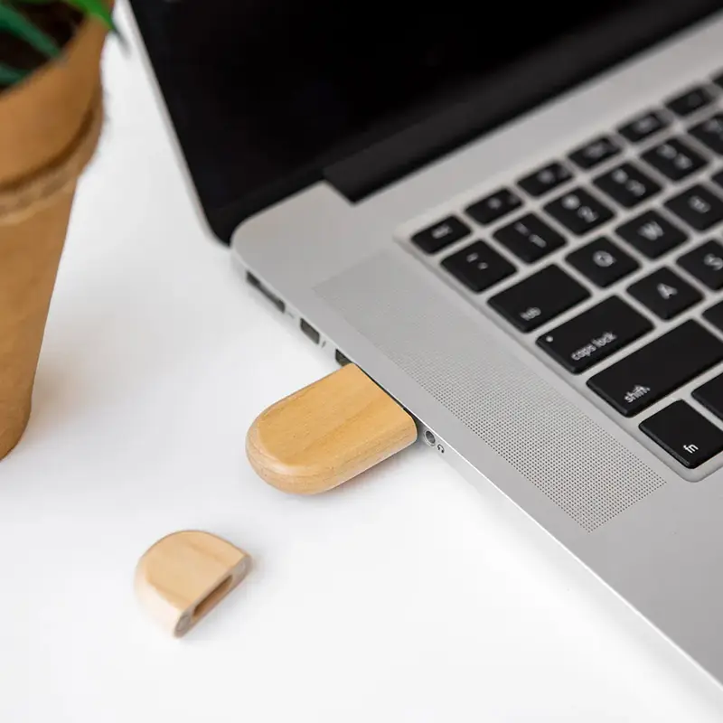 Okoolar Bamboo USB 16GB – USB Drives