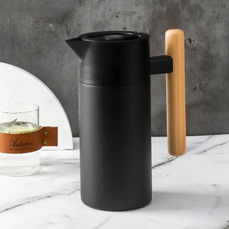 Avanti Jug – Flasks