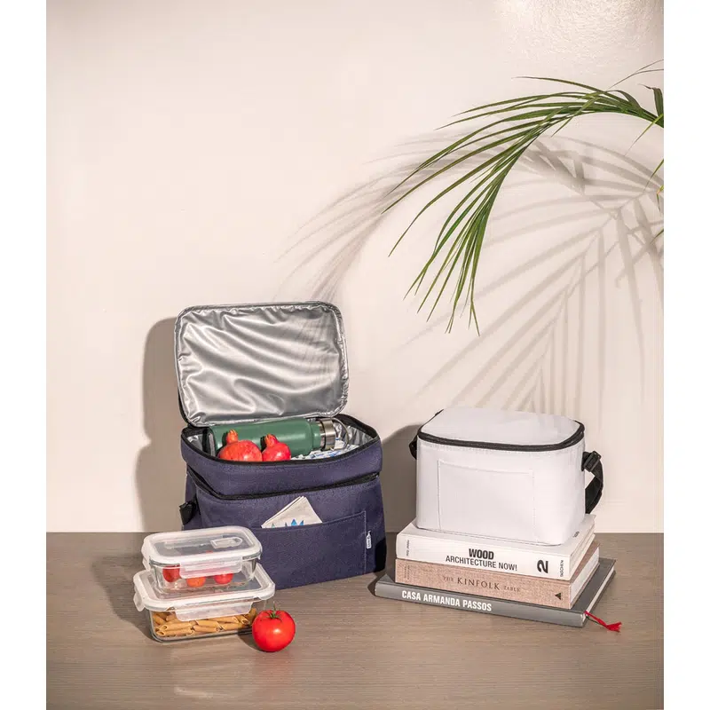 Cancun – Thermal bag in 600D recycled polyester with adjustable webbing strap 7 L – Cooler Bags – available in black, blue, green, red colours and 1 more