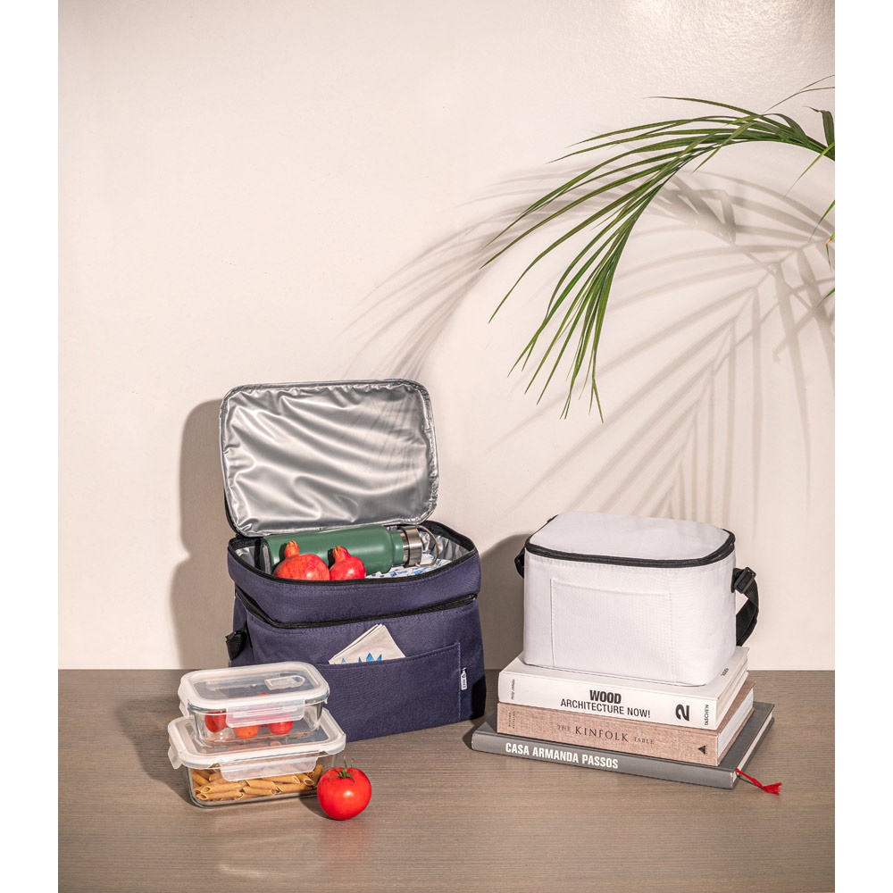 Cancun – Thermal bag in 600D recycled polyester with adjustable webbing strap 7 L – Cooler Bags – Ecosource – available in Black, Blue, Light green, Red and 1 more – photo 1 of 16