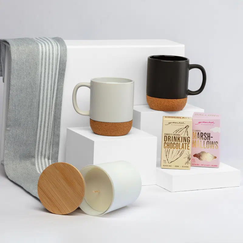 The Warm Welcome – Gift Sets – available in black, white colours