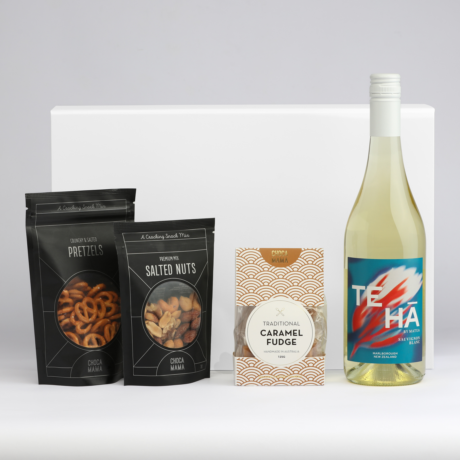 The Perfect Pairing – Gift Sets – Logo Line – available in White – photo 1 of 11