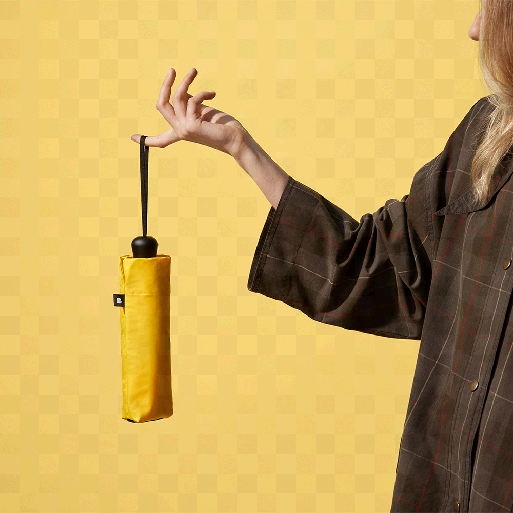 BLUNT Neo Umbrella – Umbrellas – The Range – available in Citrus Yellow, Forest Green, Ink Black, Midnight Navy and Sage Green – thumbnail 3 of 22