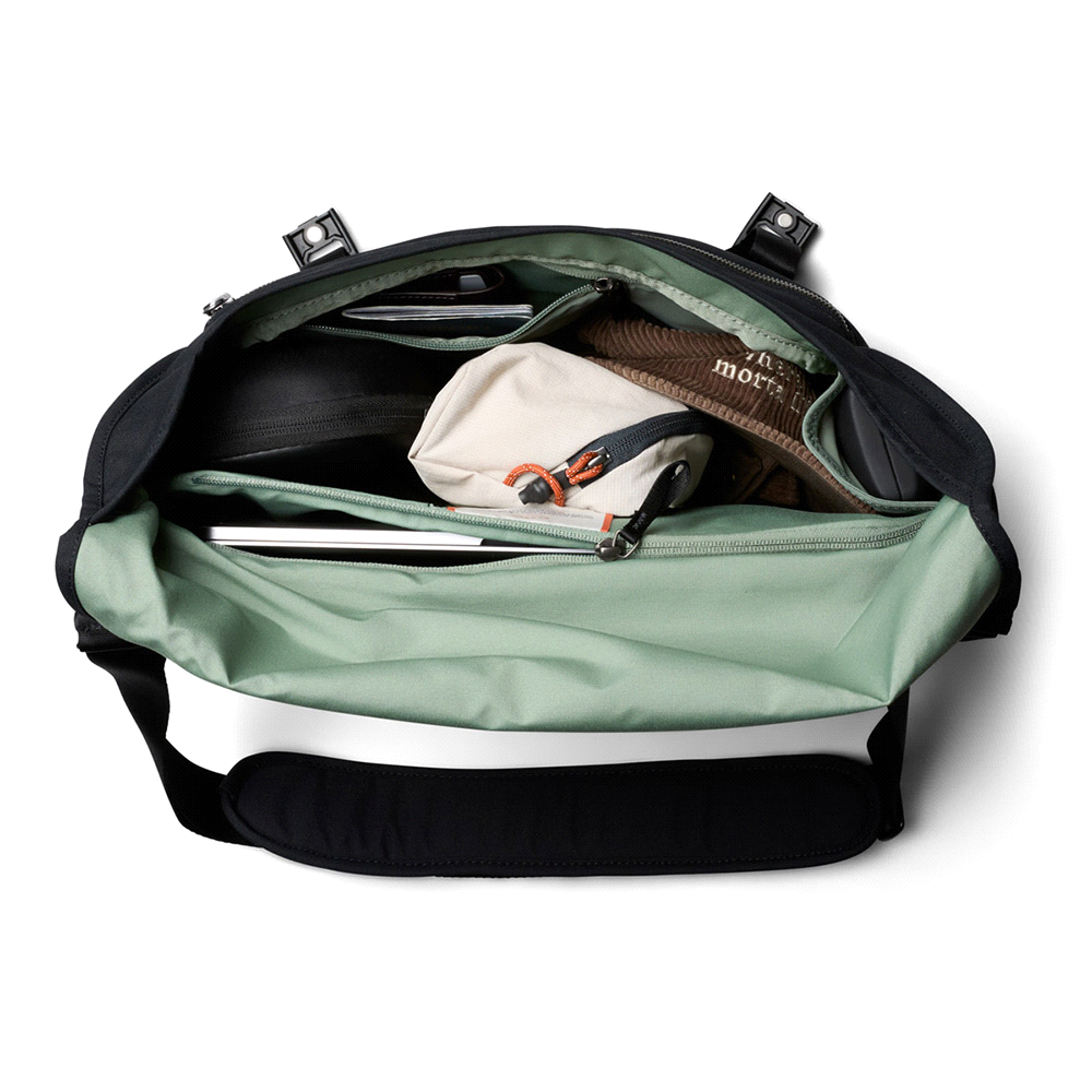 Bellroy Classic Messenger 13L – Laptops – The Range – available in Black – thumbnail 9 of 10