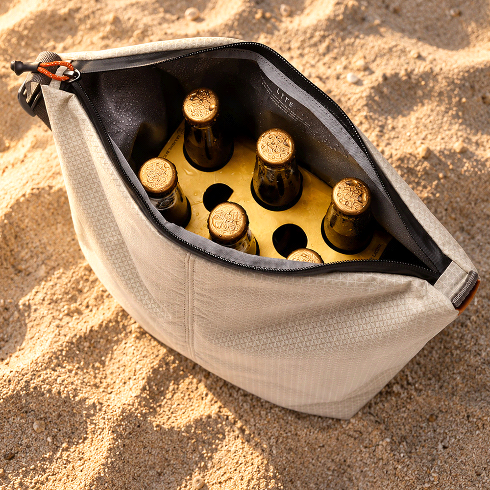 Bellroy Lite Cooler Caddy 10L – Cooler Bags – The Range – available in Arcade Gray and Ash – thumbnail 4 of 28