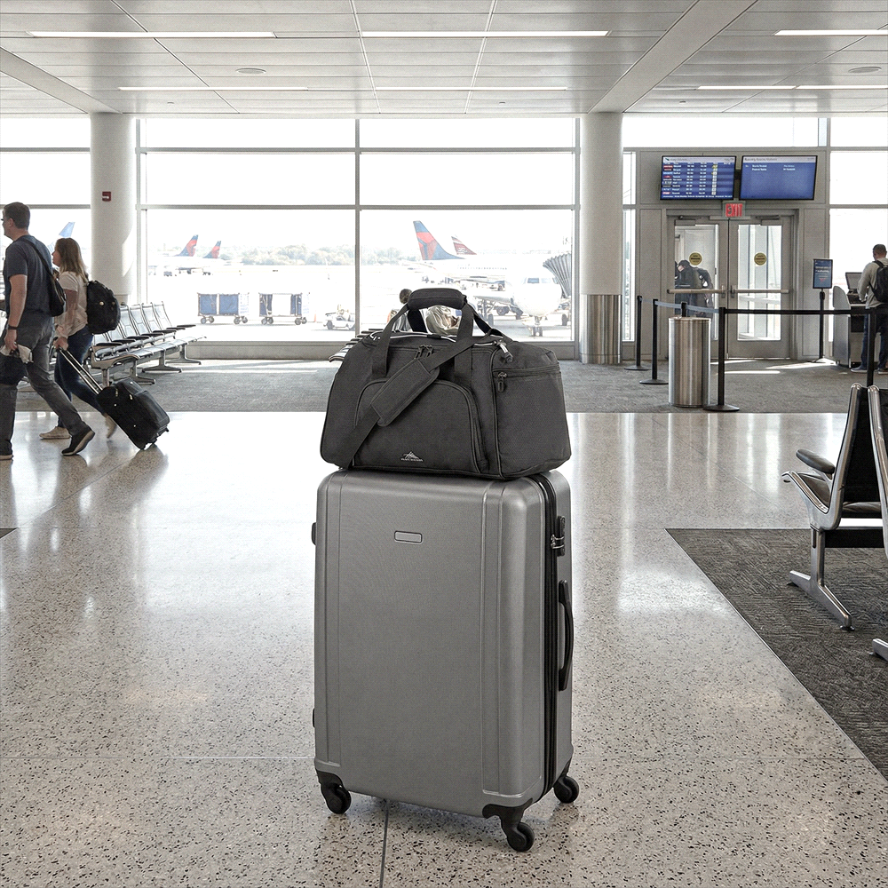 High Sierra Travel Duffel – Duffle/Sports Bags – The Range – available in Black – thumbnail 3 of 11
