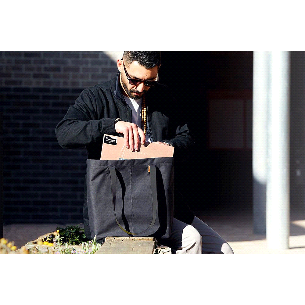 Bellroy Market Tote – Shoppers – The Range – available in Black and Navy – thumbnail 6 of 23