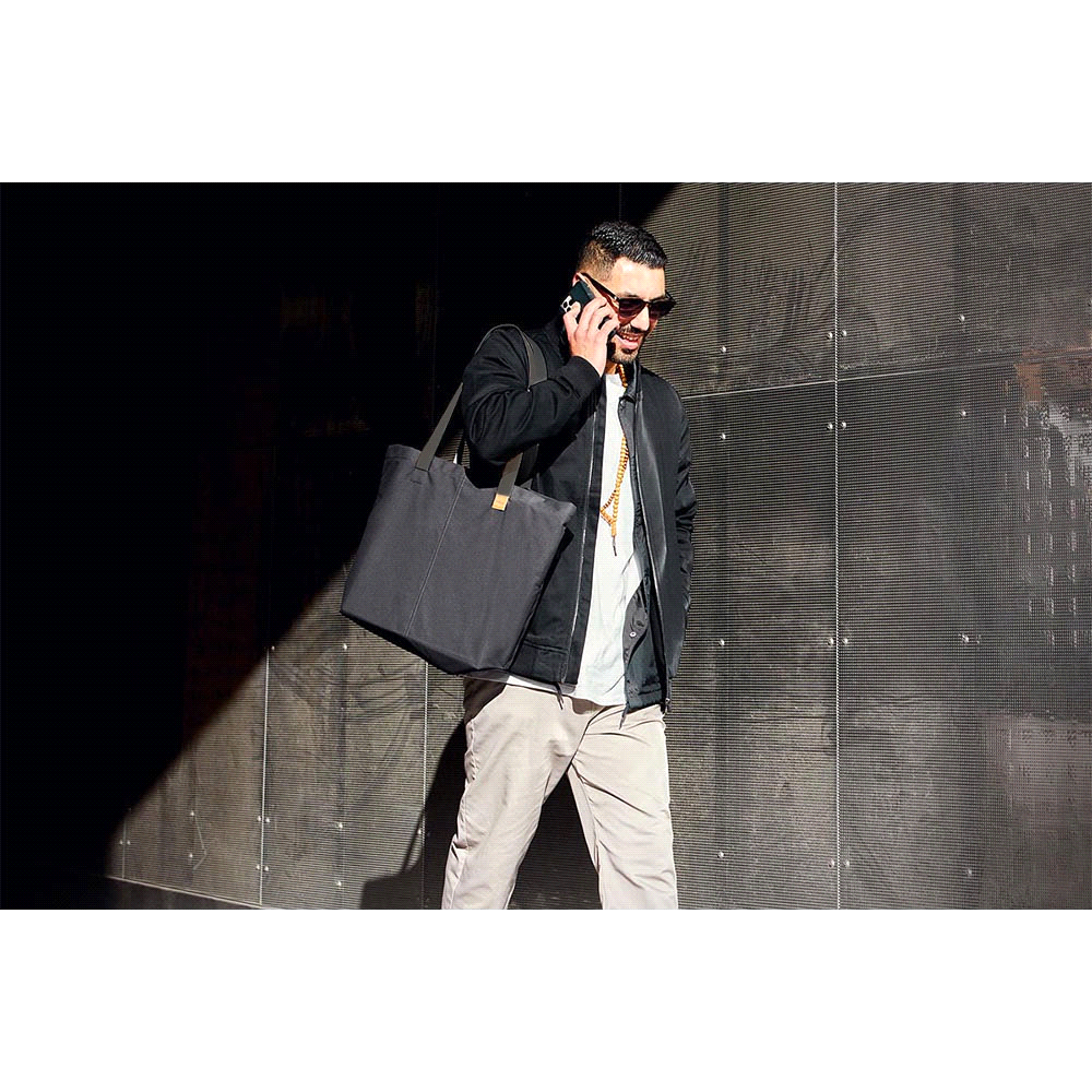 Bellroy Market Tote – Shoppers – The Range – available in Black and Navy – thumbnail 20 of 23