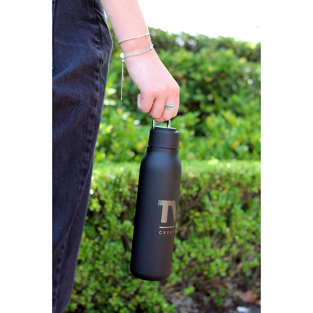 Marka Copper Vac Bottle w/ Metal Loop 600ml – Drink Bottles – The Range – available in Black and White – thumbnail 16 of 31