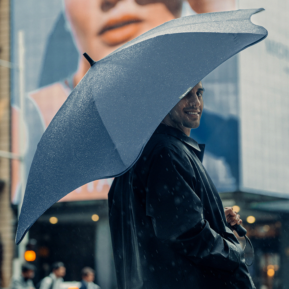 BLUNT Exec Umbrella – Umbrellas – The Range – available in Citrus Yellow, Forest Green, Ink Black, Midnight Navy and Ocean Blue – thumbnail 7 of 19