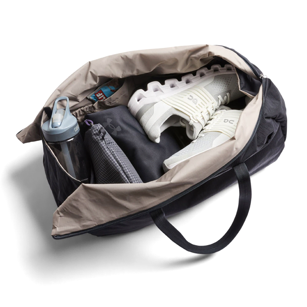 Bellroy Lite Duffel – Duffle/Sports Bags – The Range – available in Black – thumbnail 8 of 14