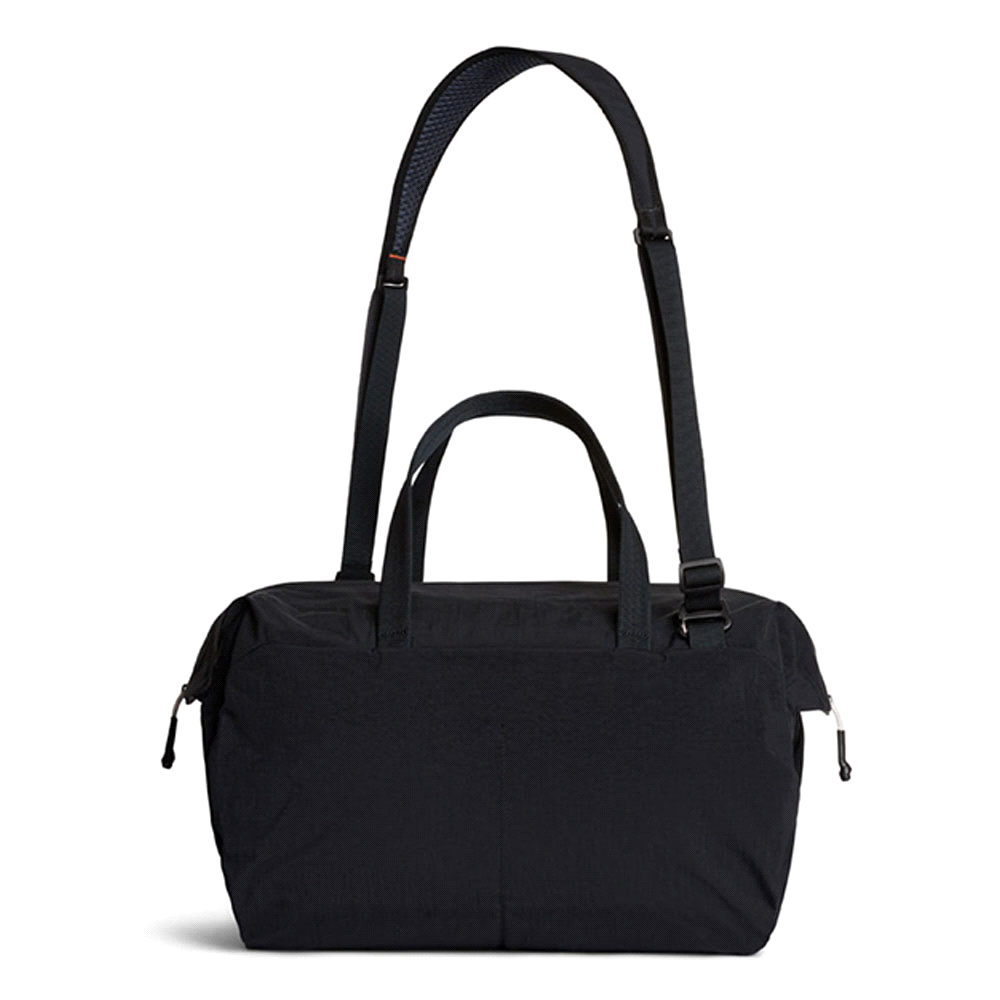 Bellroy Lite Duffel – Duffle/Sports Bags – The Range – available in Black – thumbnail 12 of 14