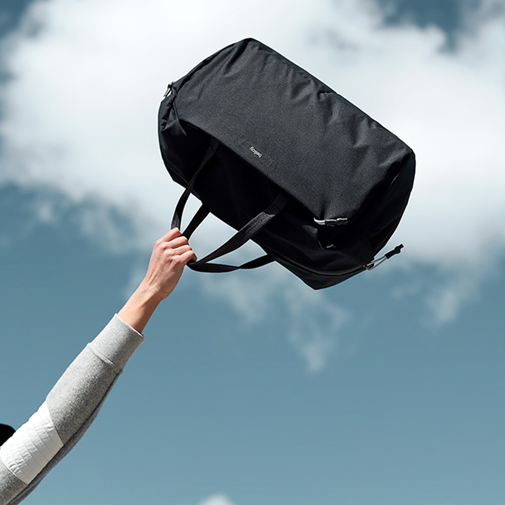Bellroy Lite Duffel – Duffle/Sports Bags – The Range – available in Black – thumbnail 11 of 14
