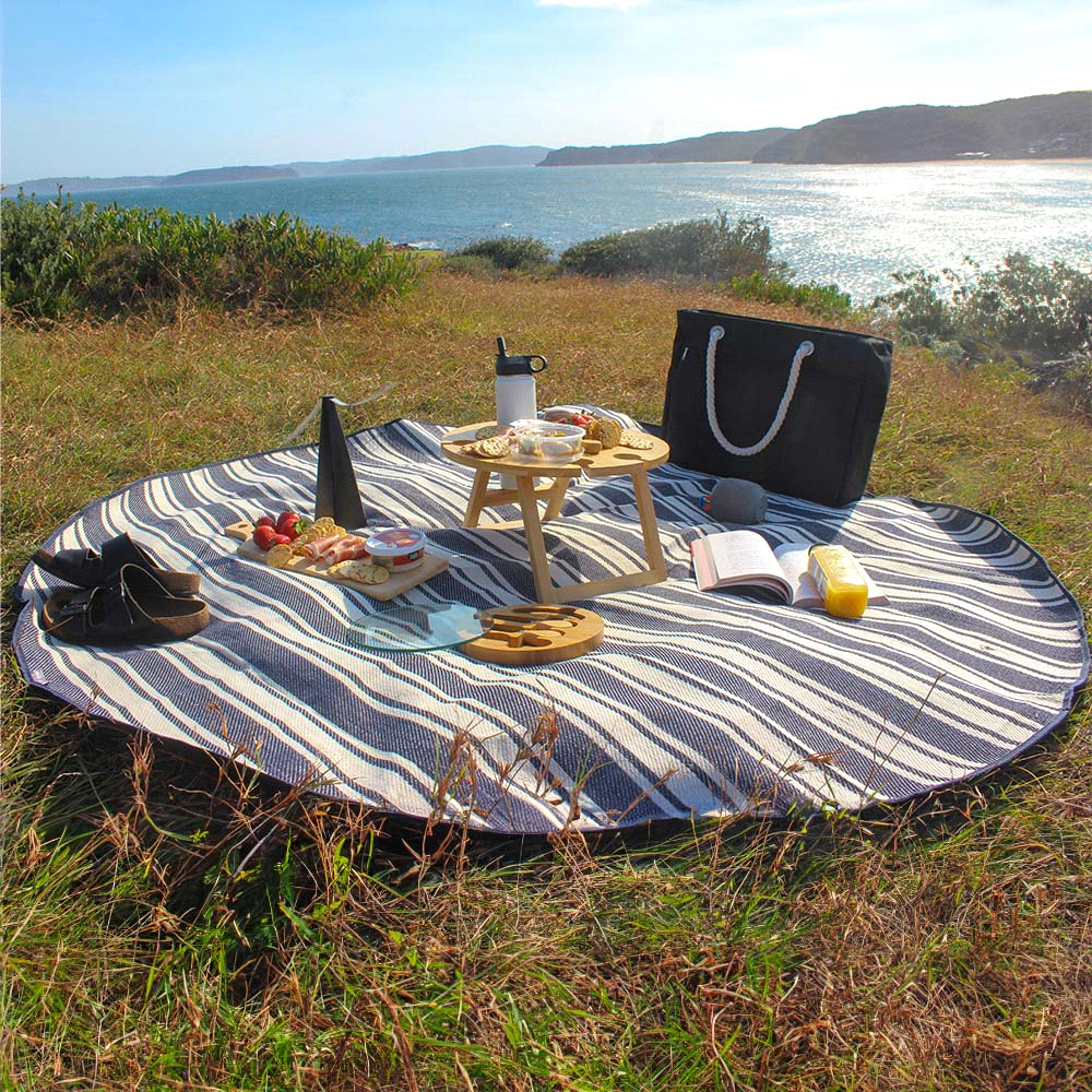 Trekk Round Picnic Rug – Blankets – The Range – available in Navy – thumbnail 3 of 8