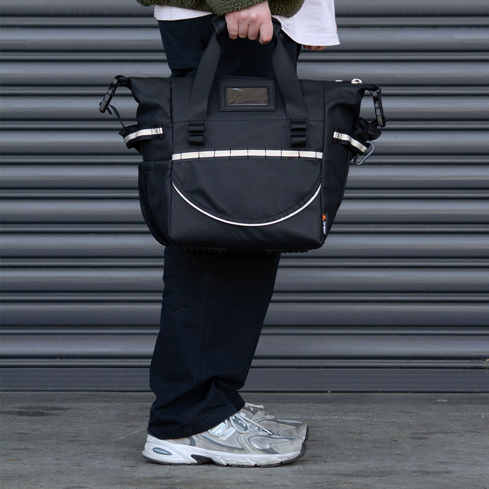 Trekk Stout Workman Crib 18L – Cooler Bags – The Range – available in Black – thumbnail 3 of 8