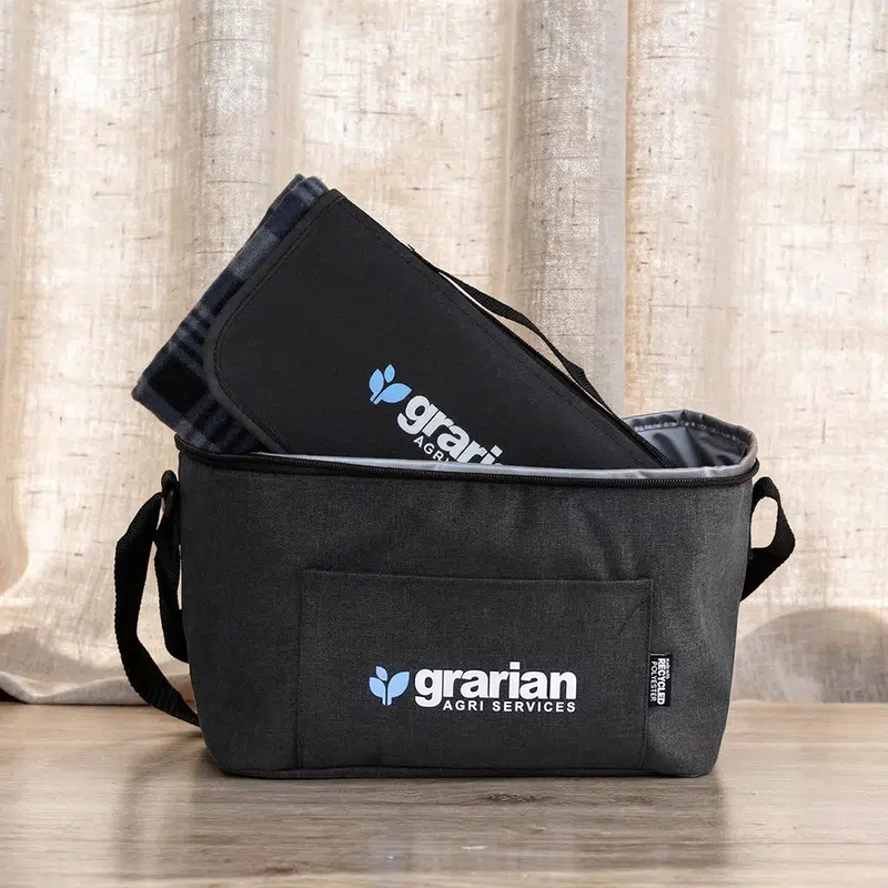 Outdoor Pack – Cooler Bags – available in black colour