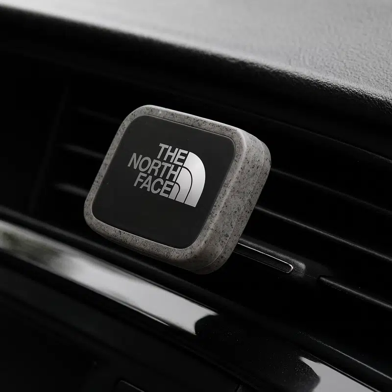 Kozo Universal Magnetic Car Vent Mount - ABS - Silver - Rectangle – Car Phone Mounts – available in silver colour